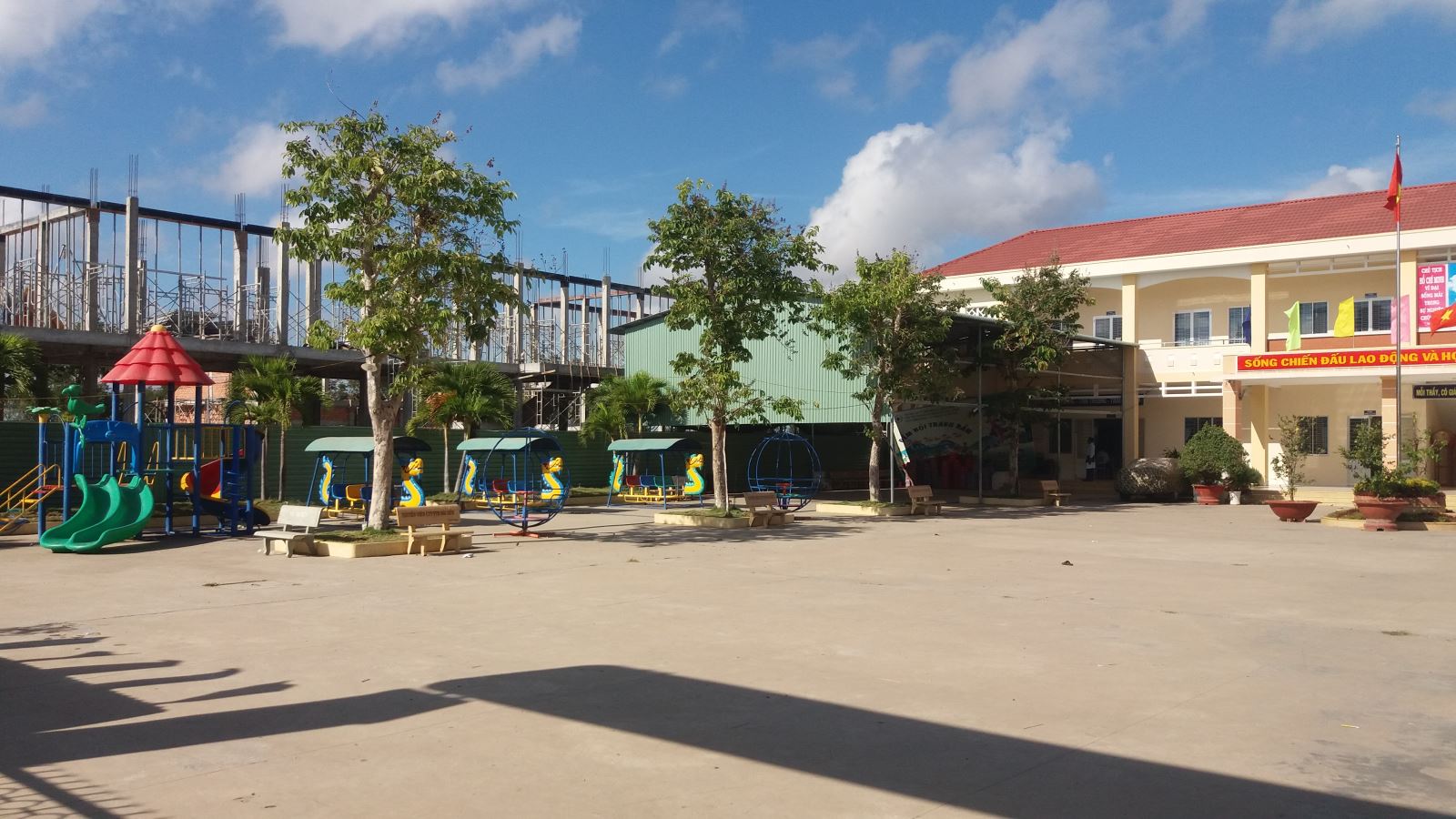 XÂY DỰNG MỚI
