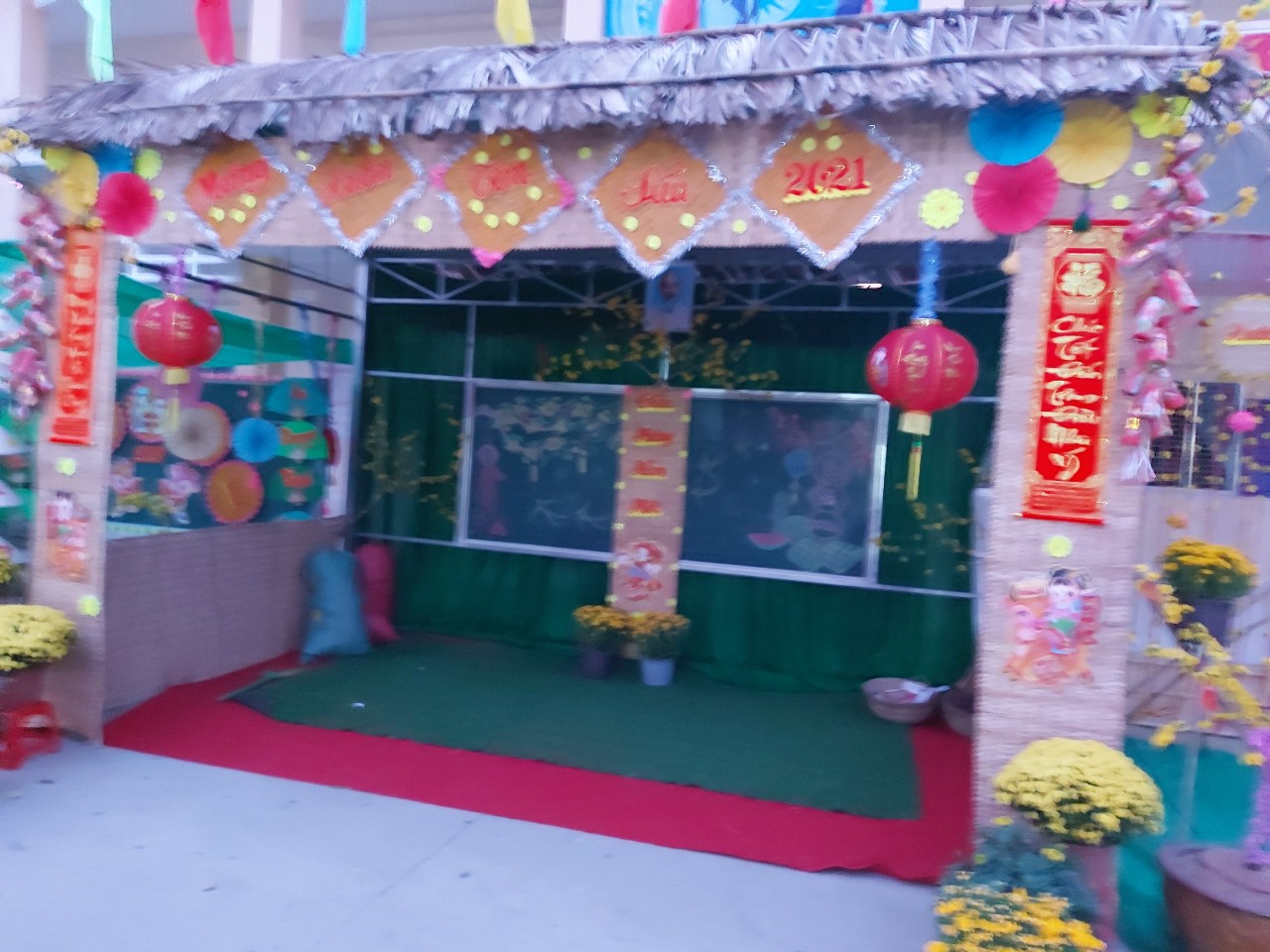 HOẠT ĐỘNG ĐỘI